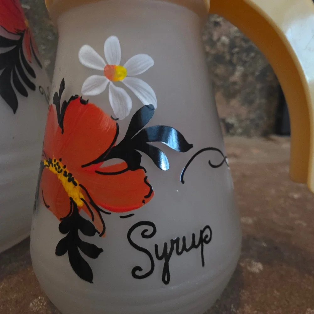 Vintage 50s Hazel Atlas frosted glass painted Poppy waffle and syrup pitcher set